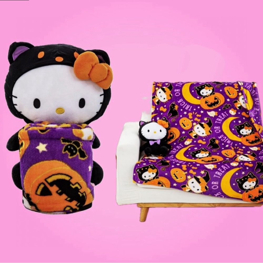Hello Kitty Halloween black cat Plushie and Throw set NWT✨🎃